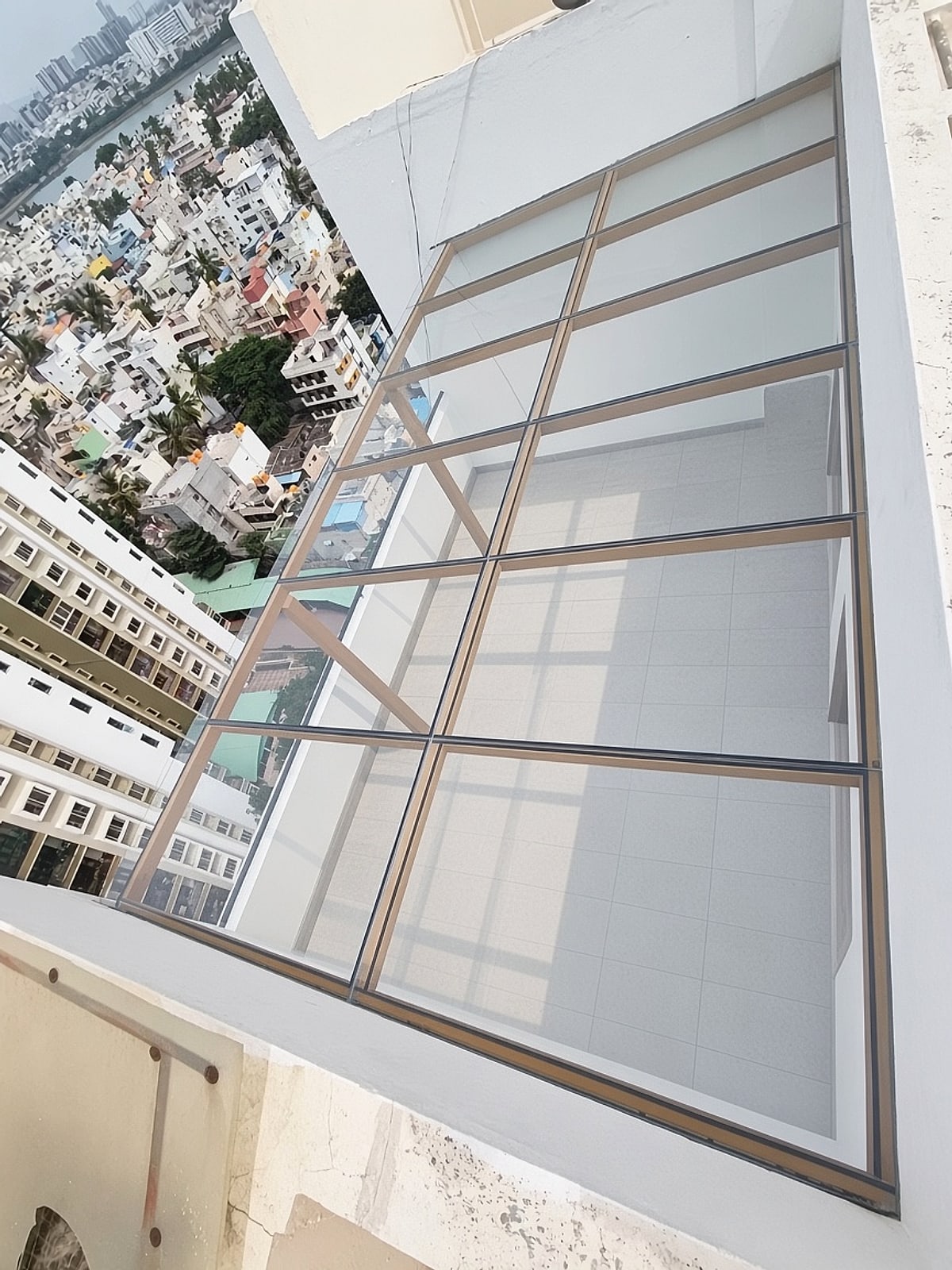Glass pergola
